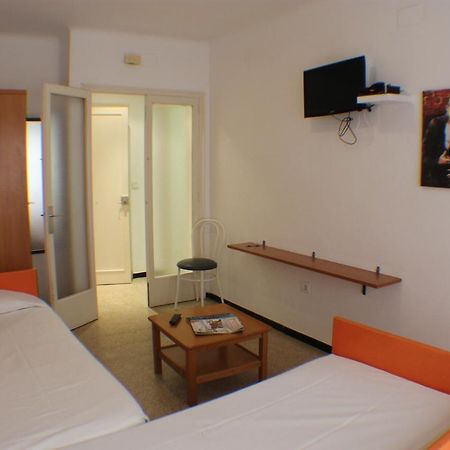 Appartement Agi Sant Antoni à Roses Extérieur photo